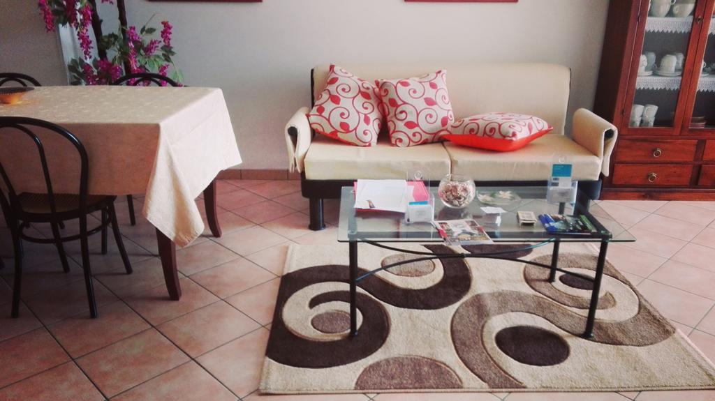 Li Pusciai Bed and Breakfast Cocumola Εξωτερικό φωτογραφία